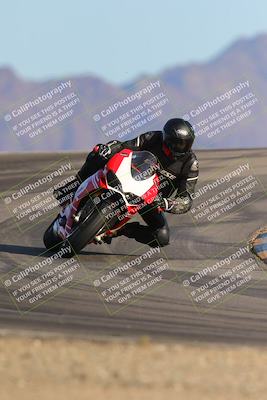 media/Dec-10-2023-SoCal Trackdays (Sun) [[0ce70f5433]]/Turn 12 (2pm)/